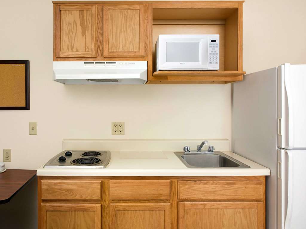 Woodspring Suites Johnson City Room photo